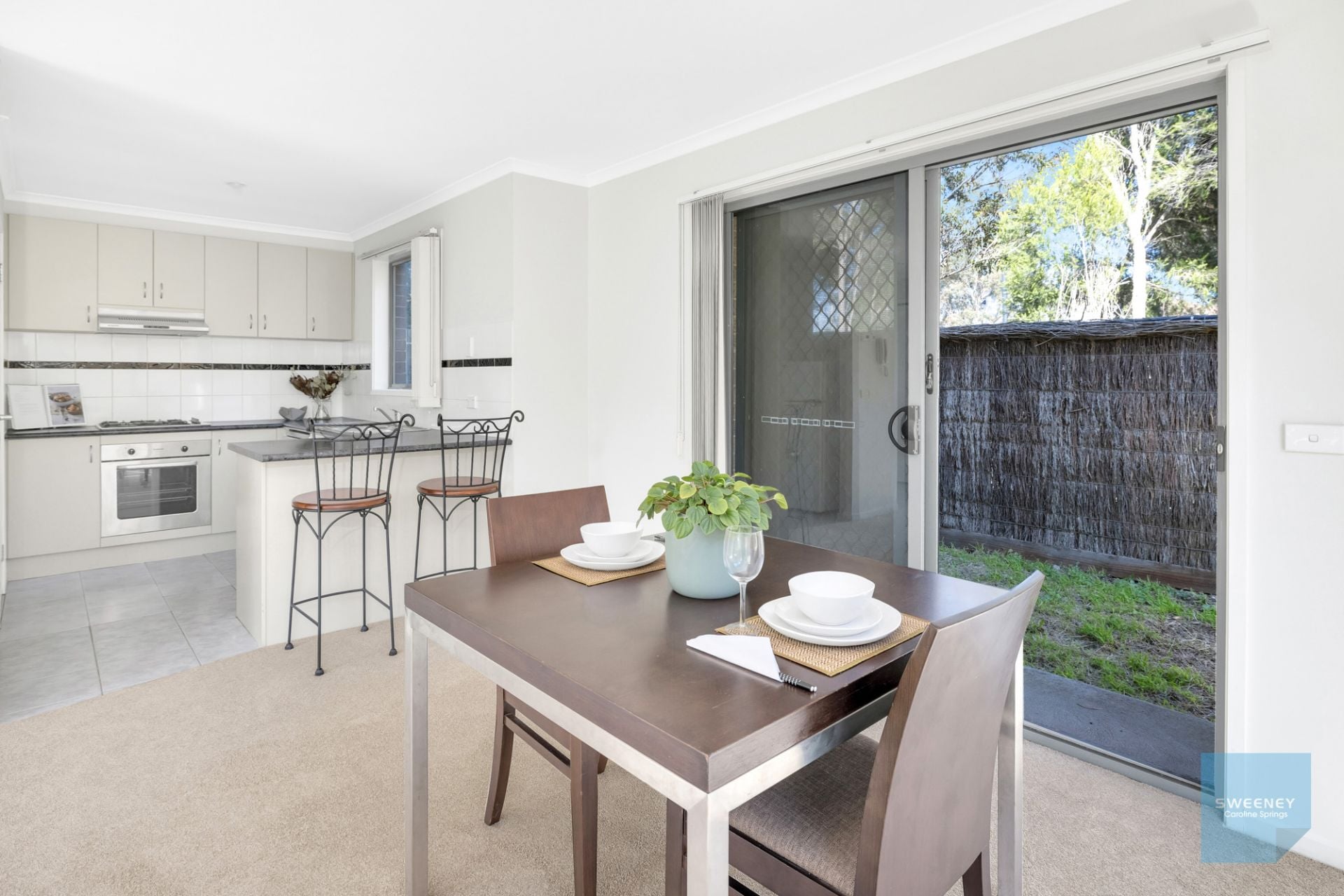 5/8 Sherdley Green, Caroline Springs - Thumbnail 4