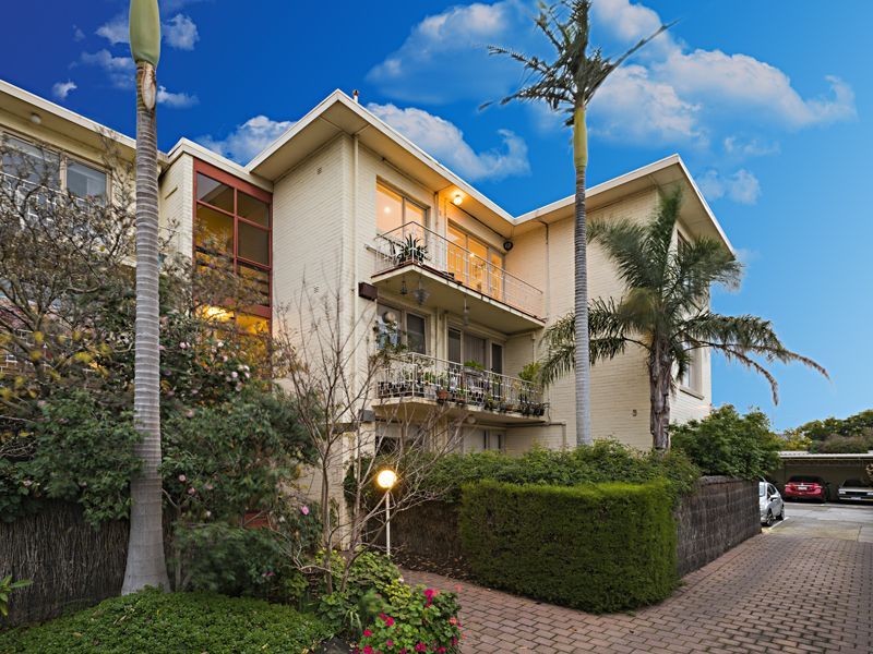 21/311 Carlisle Street, St Kilda East - Thumbnail 2