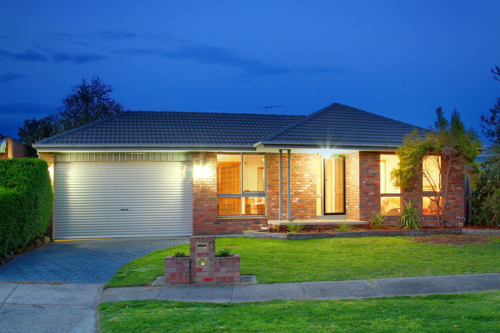 Simply Stunning With A Pool And Alfresco