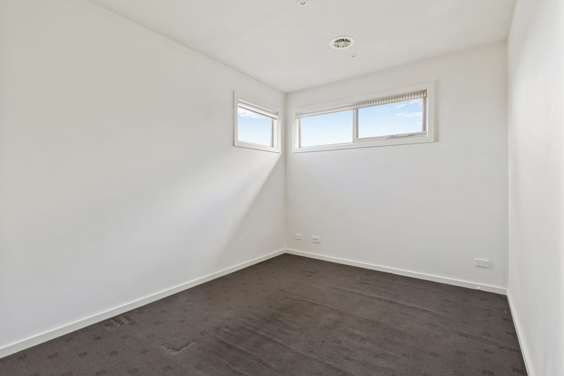 Spacious townhouse
