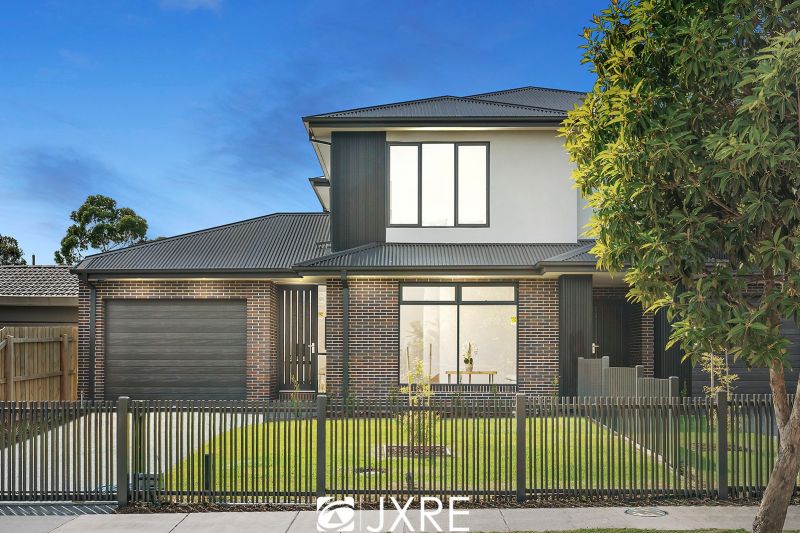 15A Darnley Grove, Wheelers Hill First National Clayton JXRE