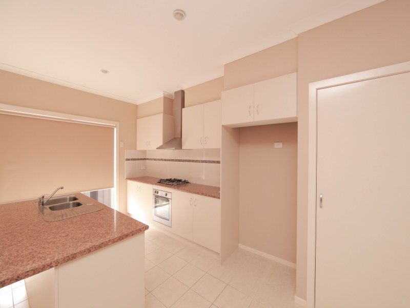 1 Maize Place MERNDA, Mernda - Thumbnail 5