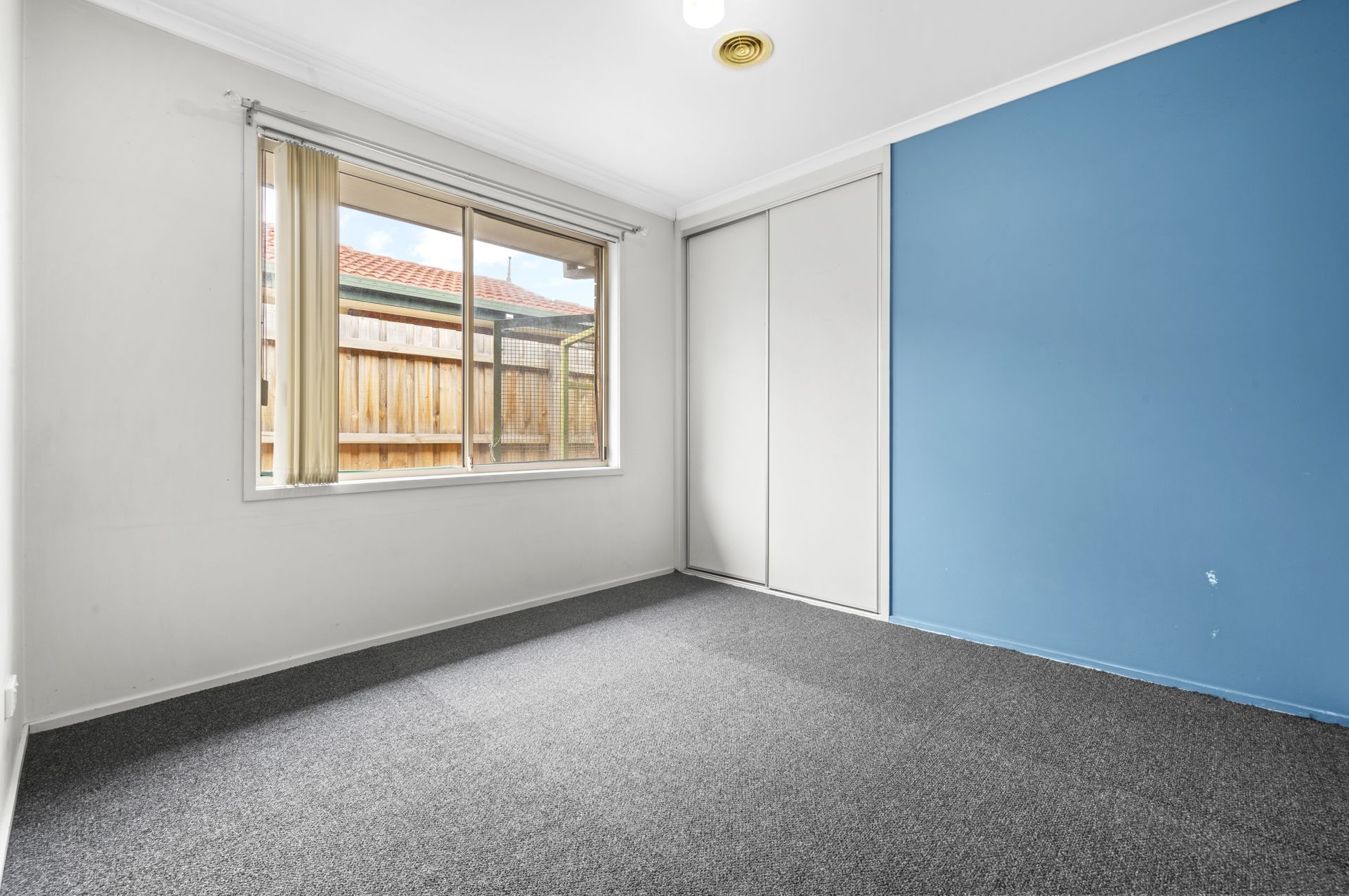 RENOVATE OR RE DEVELOP IN THE THE PARKLANDS ESTATE