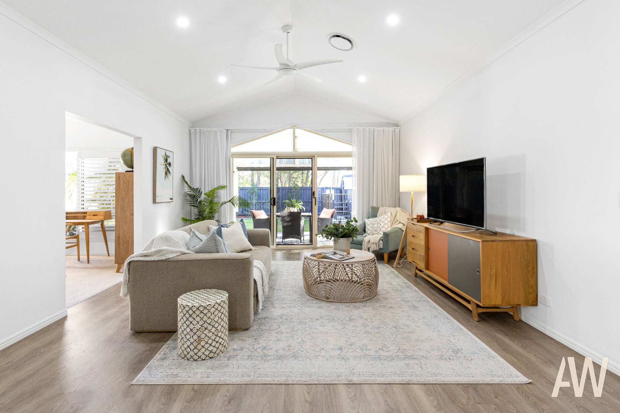 Real Estate For Sale 16 Fitzroy Court Kawana Island , QLD