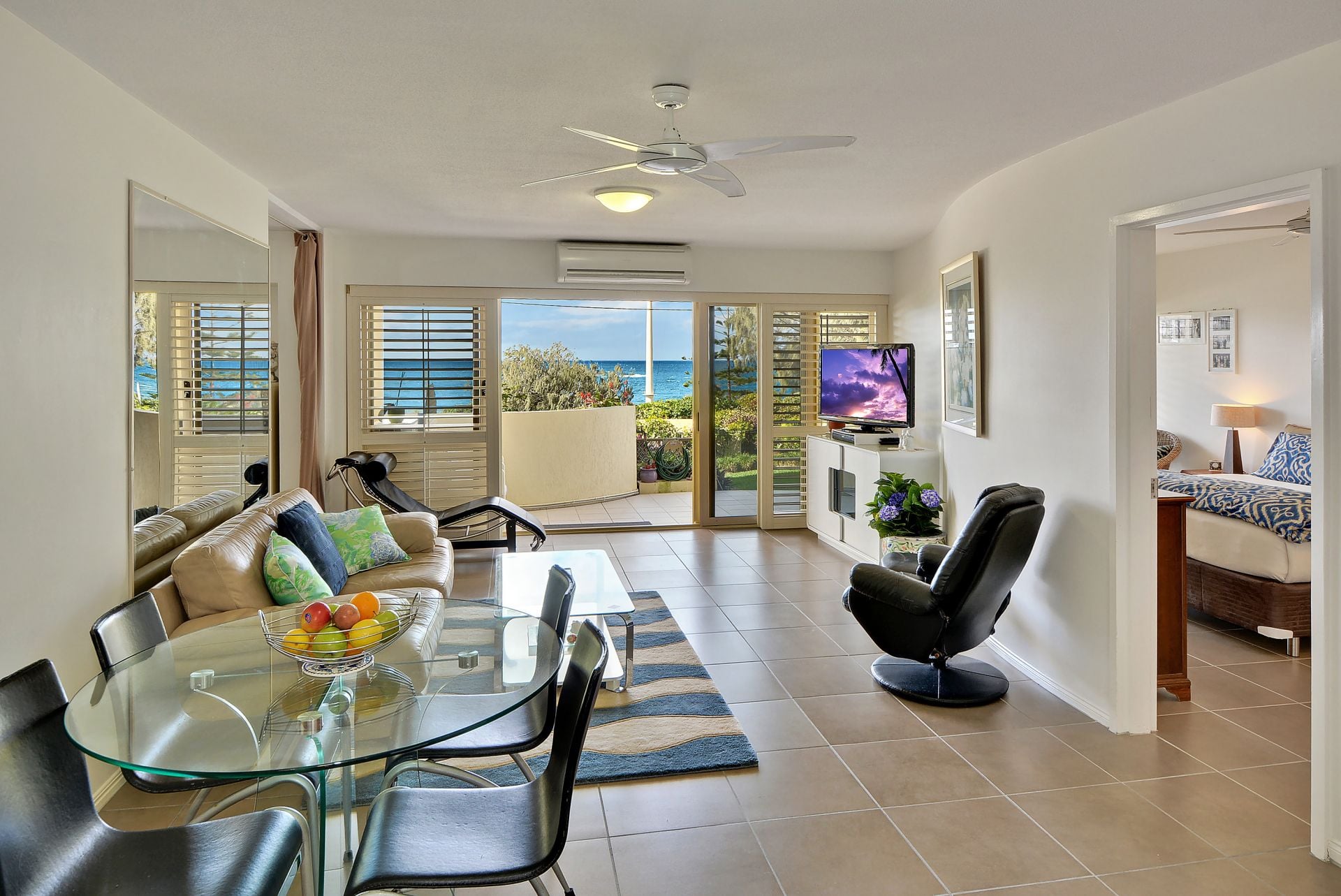 2/38 Victoria Terrace Kings Beach QLD, Kings Beach - Thumbnail 2