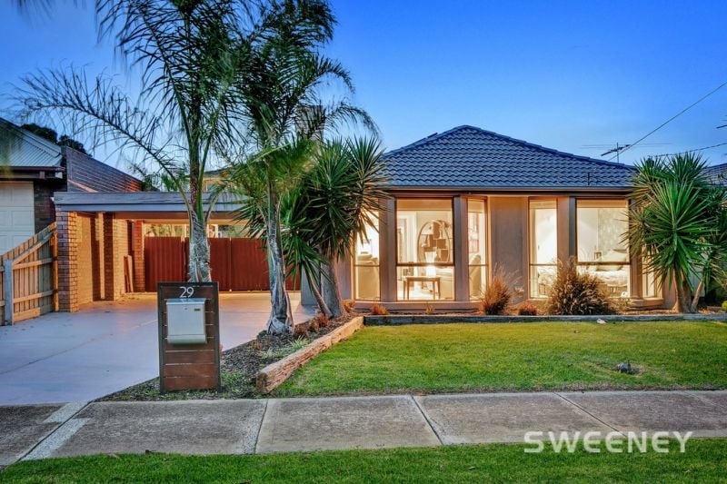 Real Estate For Sale 29 Sommers Drive Altona Meadows Vic