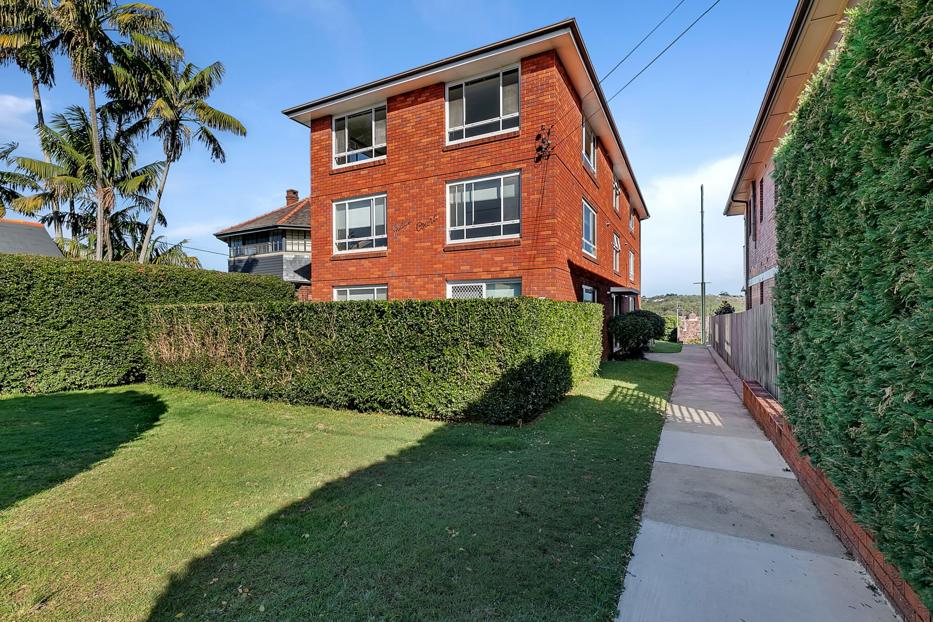 Real Estate For Lease 2/1a Northcote Avenue Fairlight , NSW