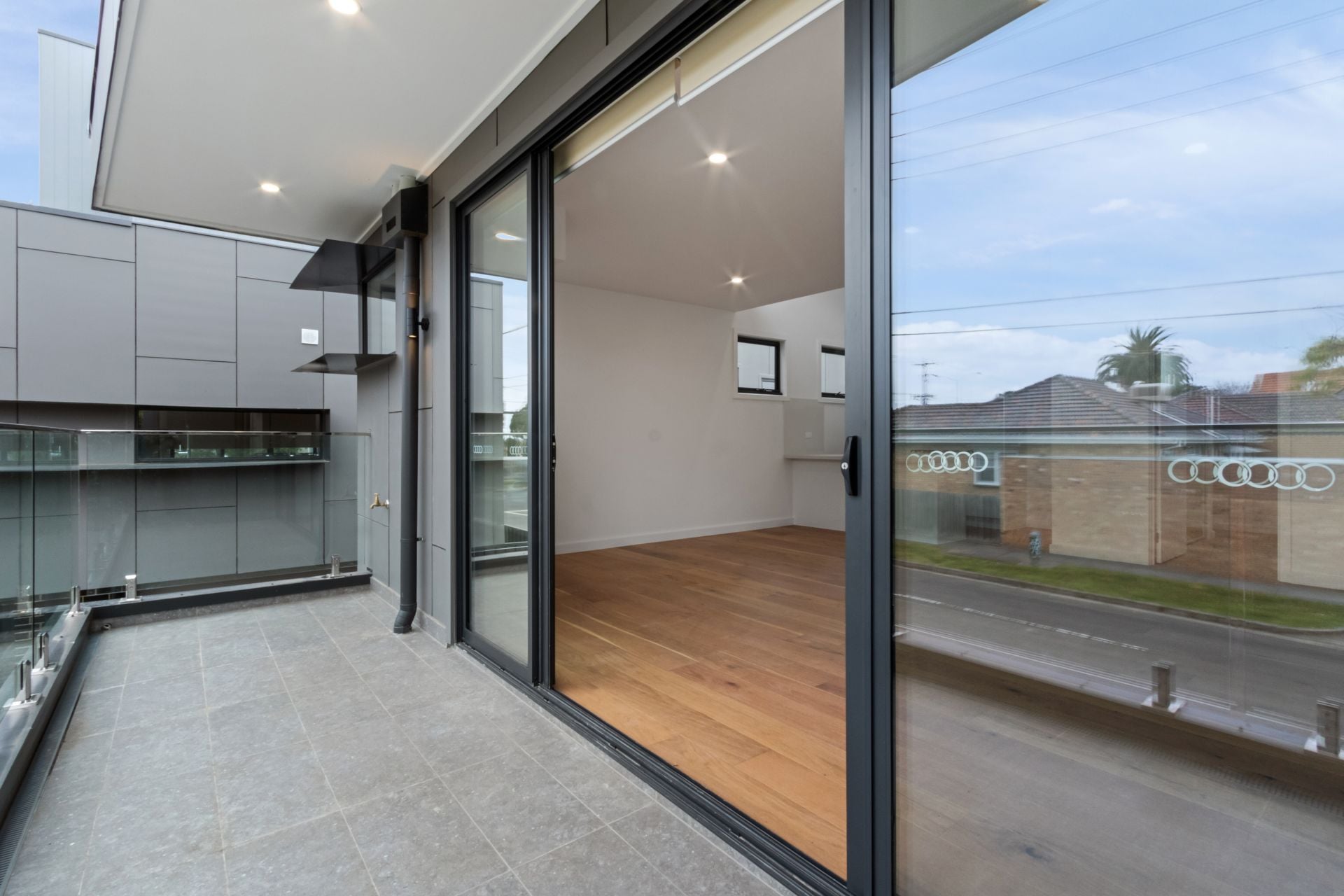 Brand new, luxury townhouse!