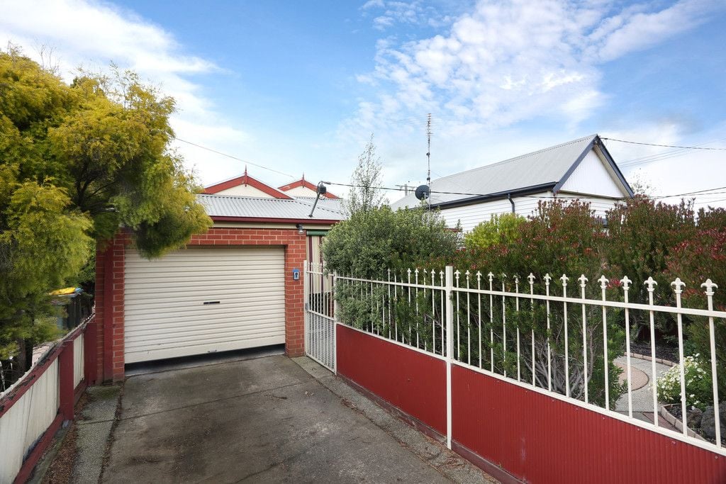 Real Estate For Sale 37 Townsend Road Whittington , VIC