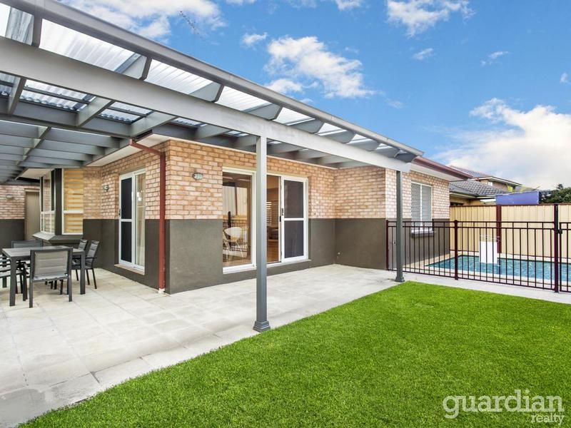 20 Harrington Avenue CASTLE HILL NSW, Castle Hill - Thumbnail 4