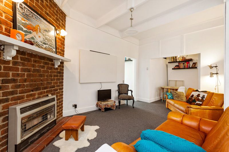 39 Hampton Parade, West Footscray - Thumbnail 4