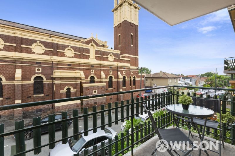 2/81 Grey Street, St Kilda
