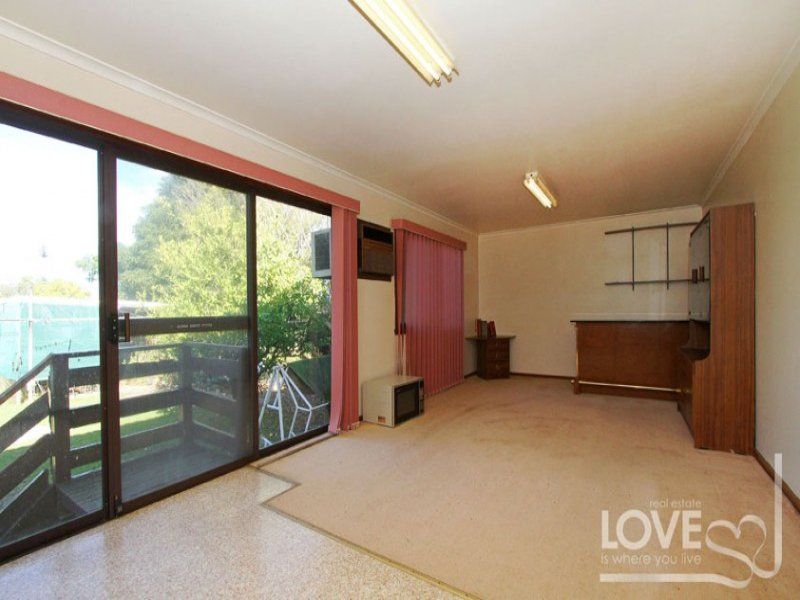 THREE BEDROOM IN GREAT LOCATION