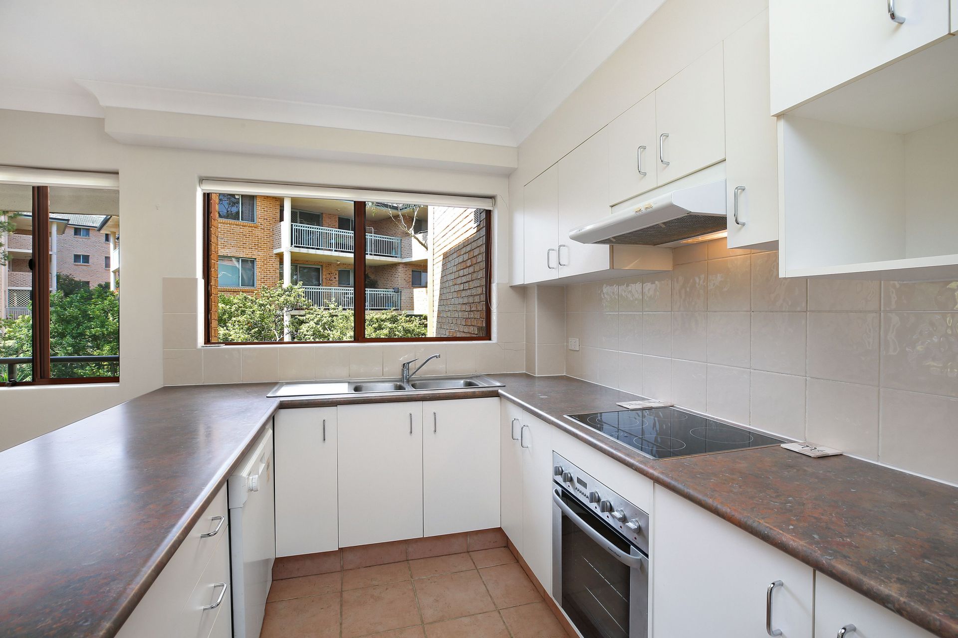 17/28 Leonay Street, Sutherland, Sutherland - Thumbnail 4