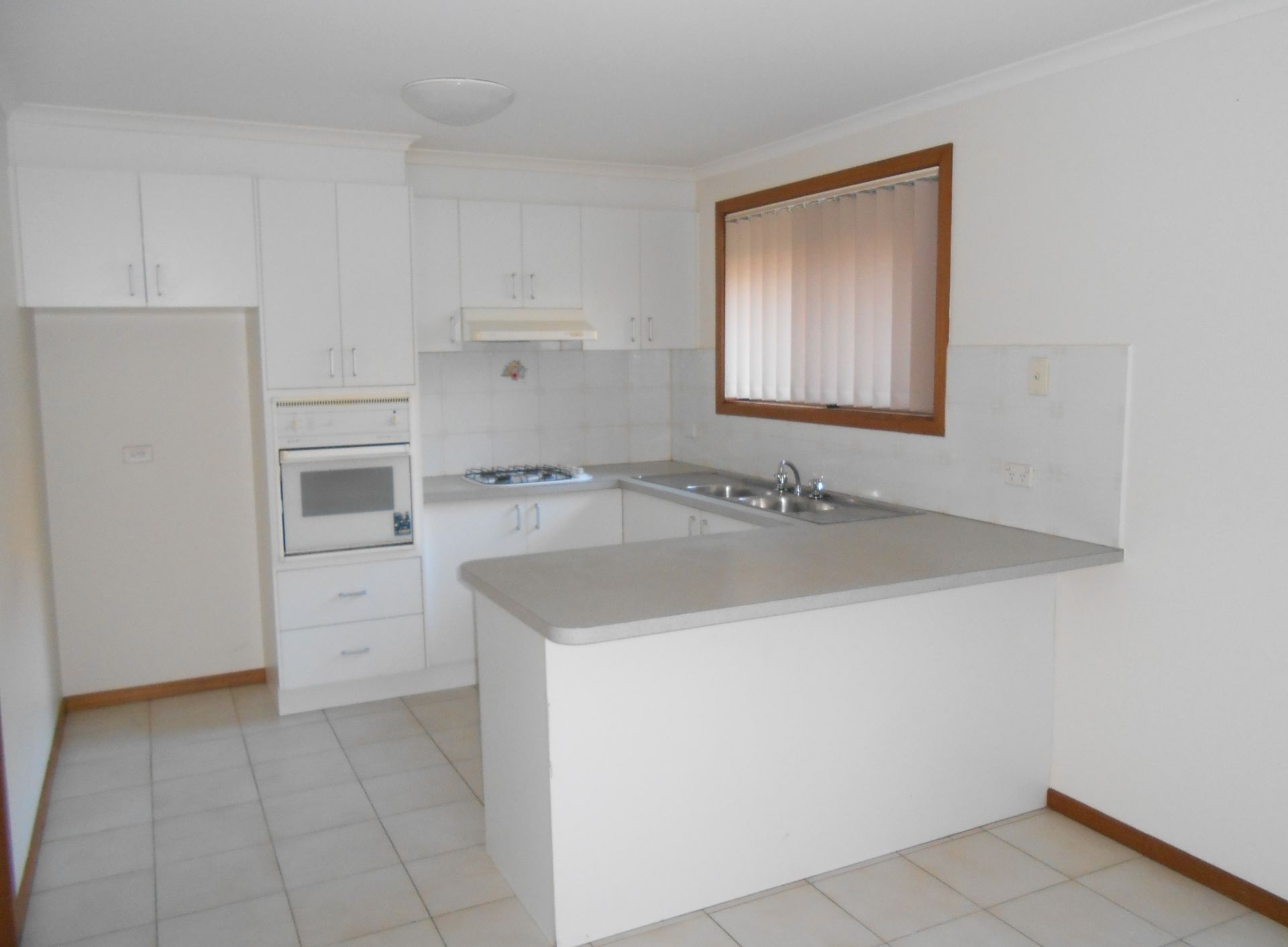 FANTASTIC LOCATION!   *Insp  Thu 7th May @ 4:20pm*
