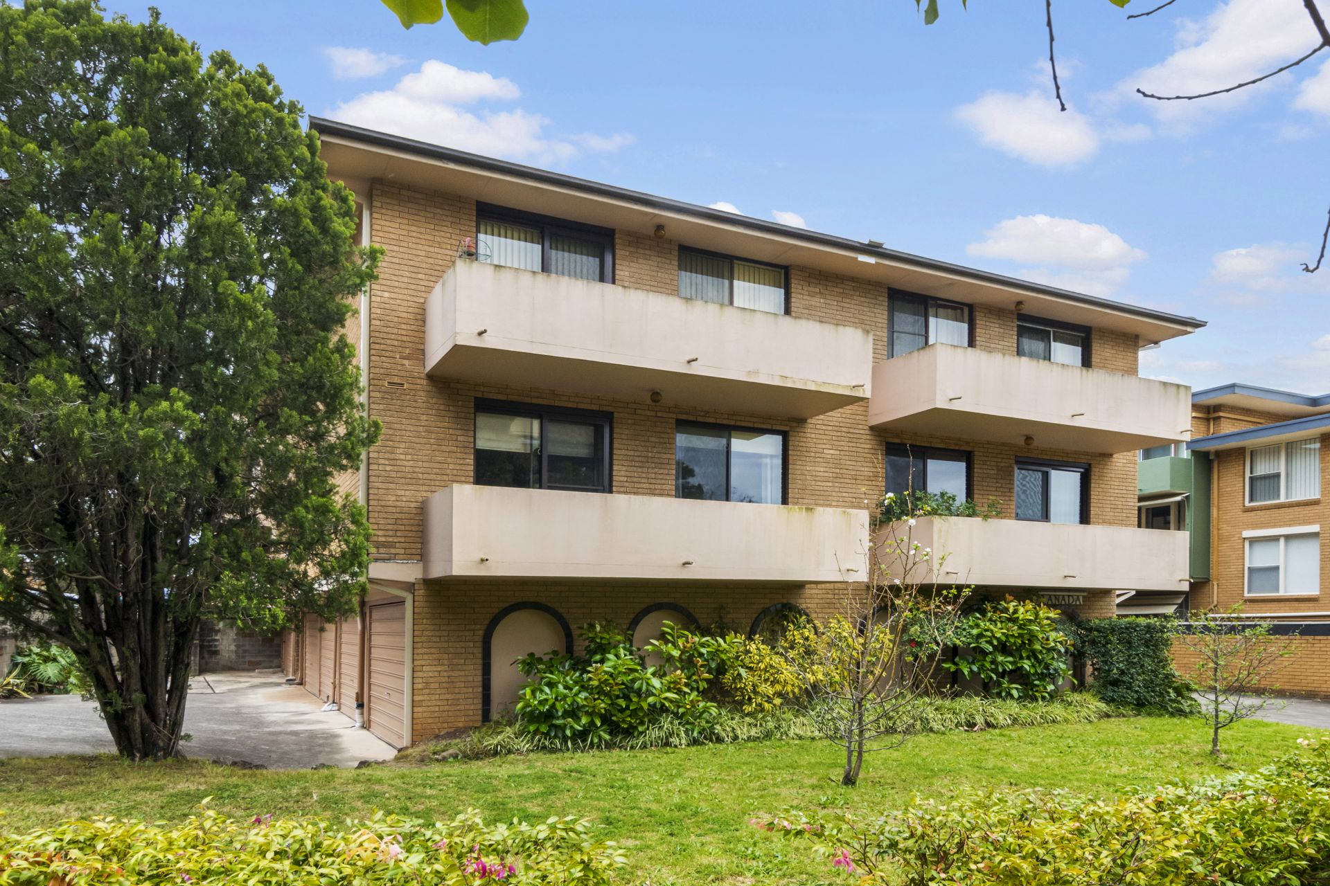 Real Estate For Lease 2/15 Burdett Street Hornsby , NSW