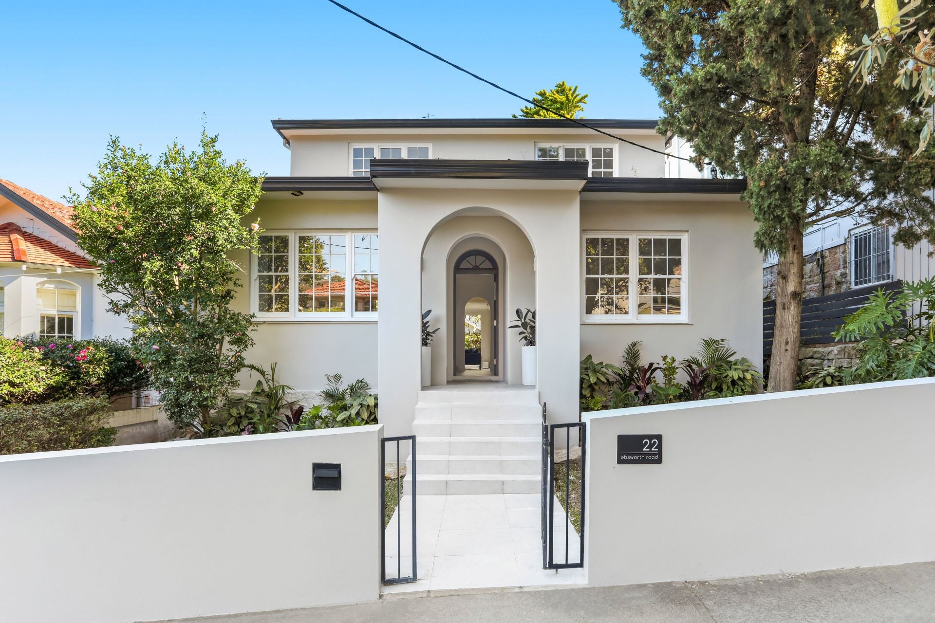22 Ebsworth Road, Rose Bay, Rose Bay - Thumbnail 2