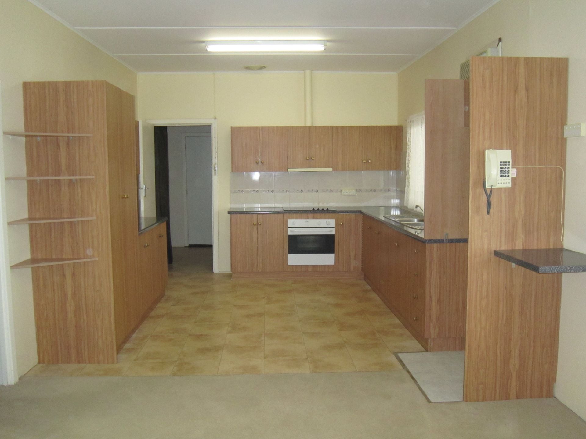 84 John Lewis Drive Port Broughton SA, Port Broughton - Thumbnail 3