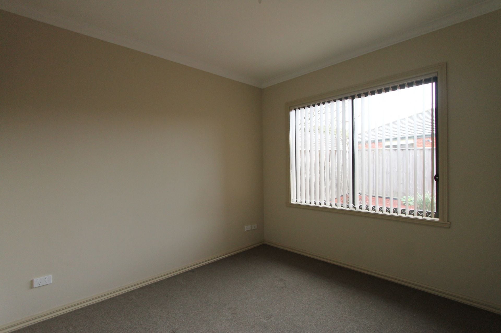 AN IMMACULATE PROPERTY IN A QUIET LOCATION !!!