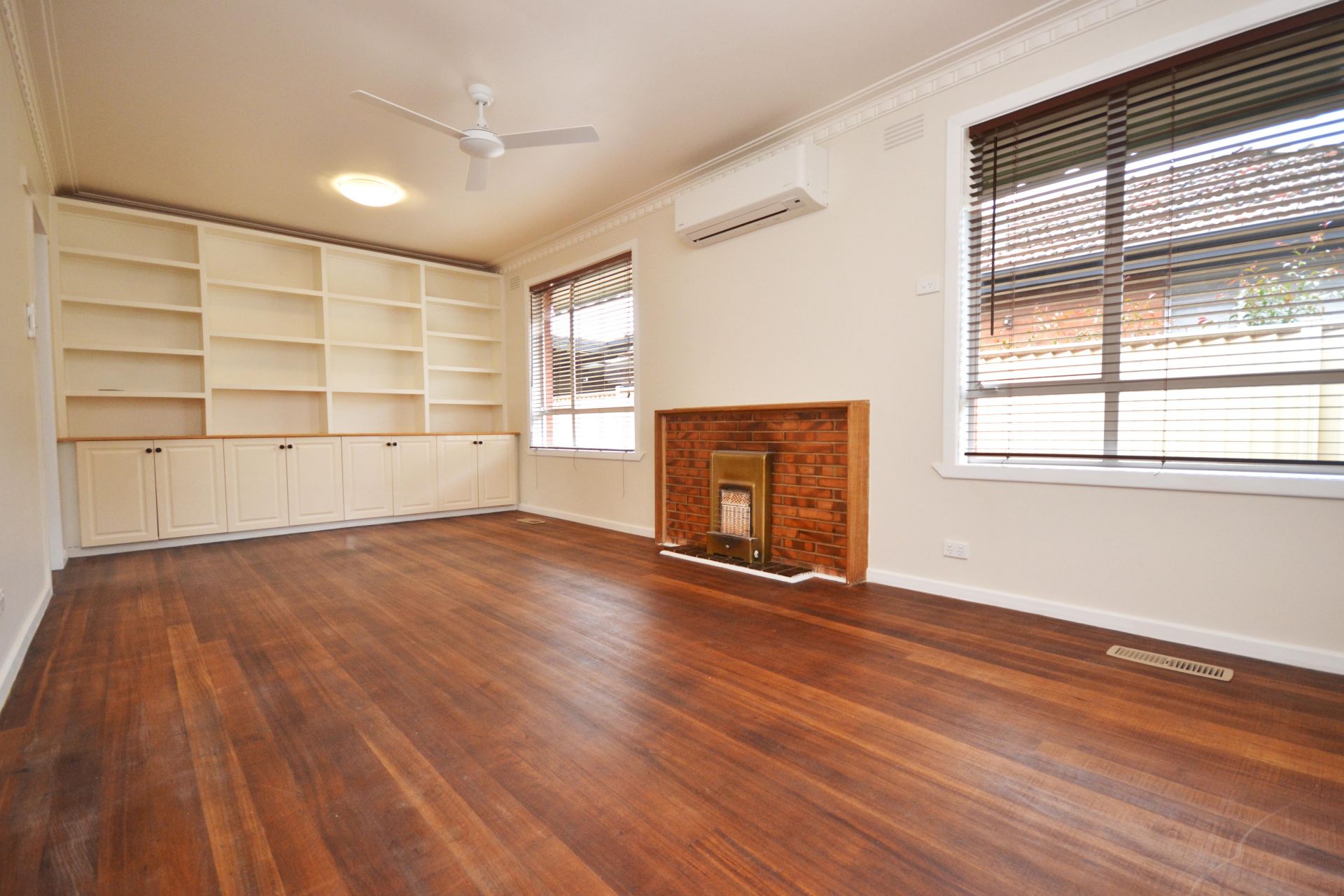 PEACEFUL RETREAT IN THE HEART OF THORNBURY