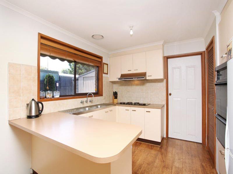6 Stewart Crescent, Rockbank - Thumbnail 6