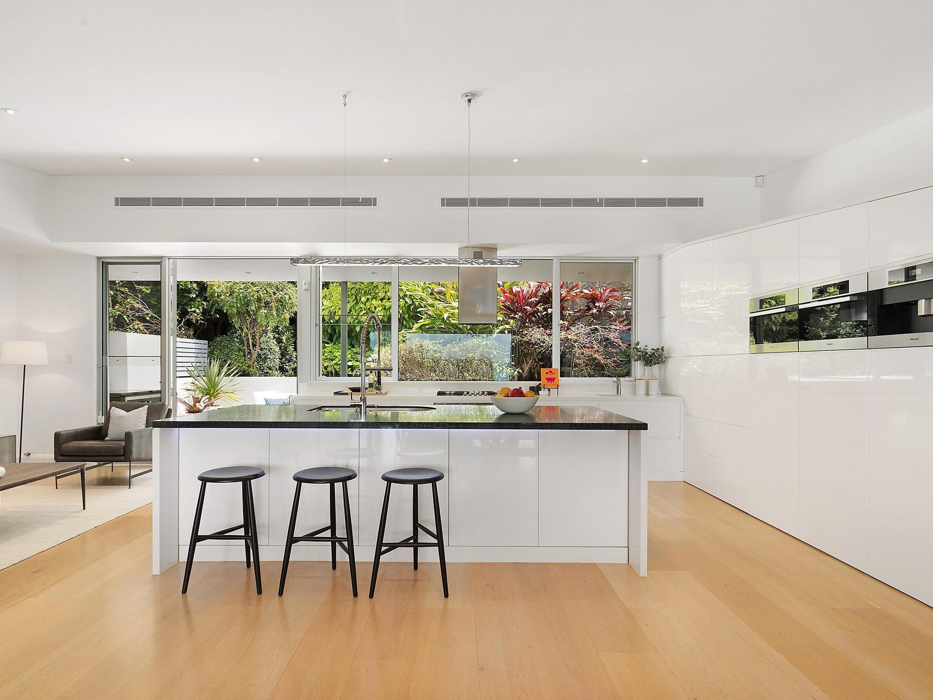 10 Ryan Avenue Mosman 2088