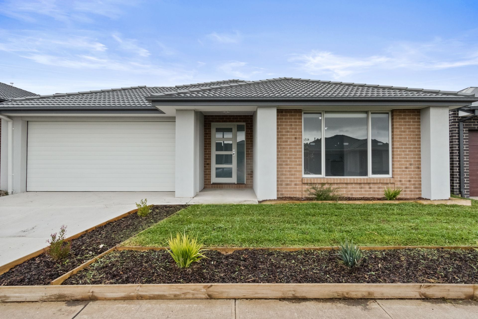 A brand-new family home for you!