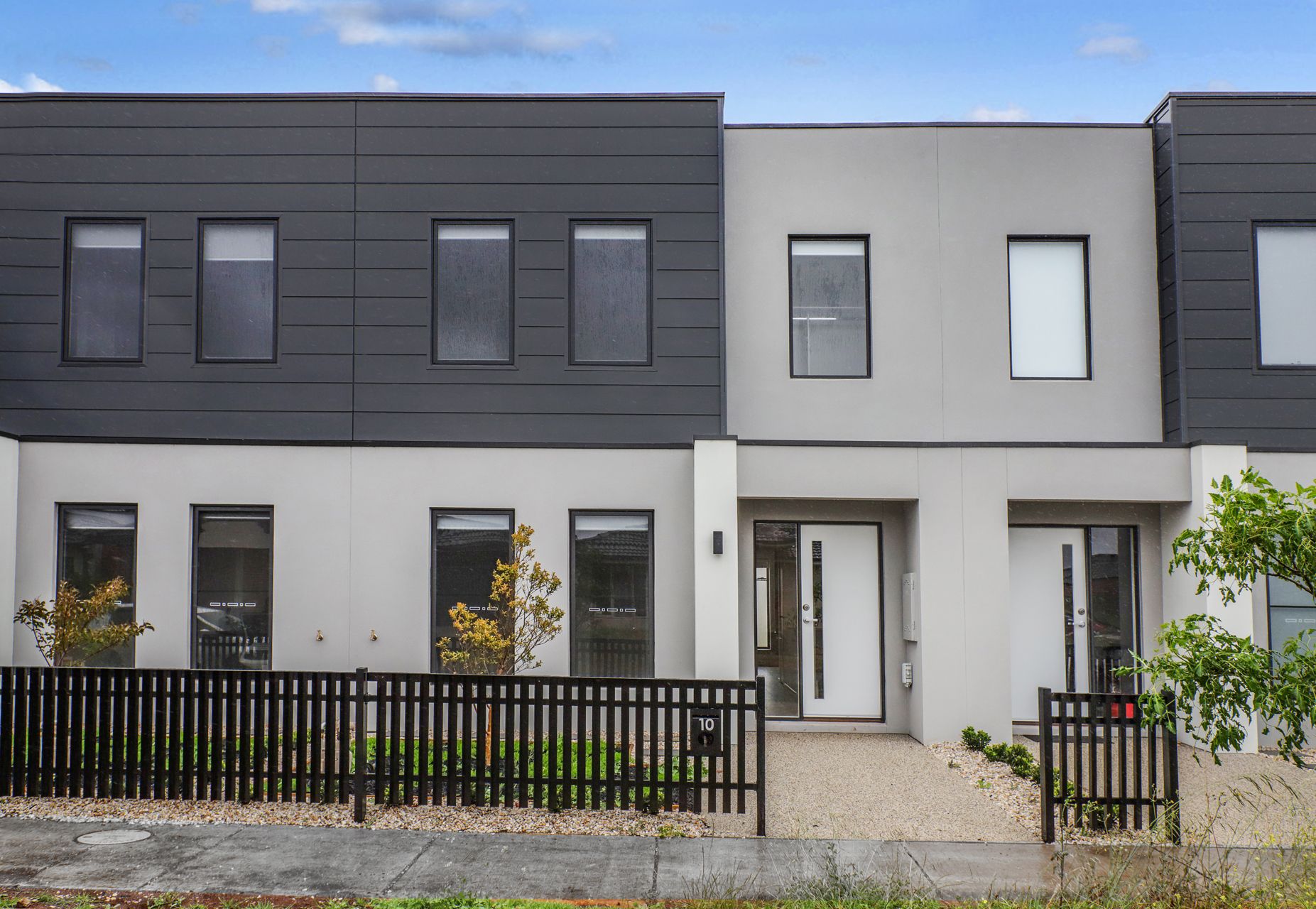 10 Longtown Road Thornhill Park VIC, Thornhill Park - Thumbnail 2