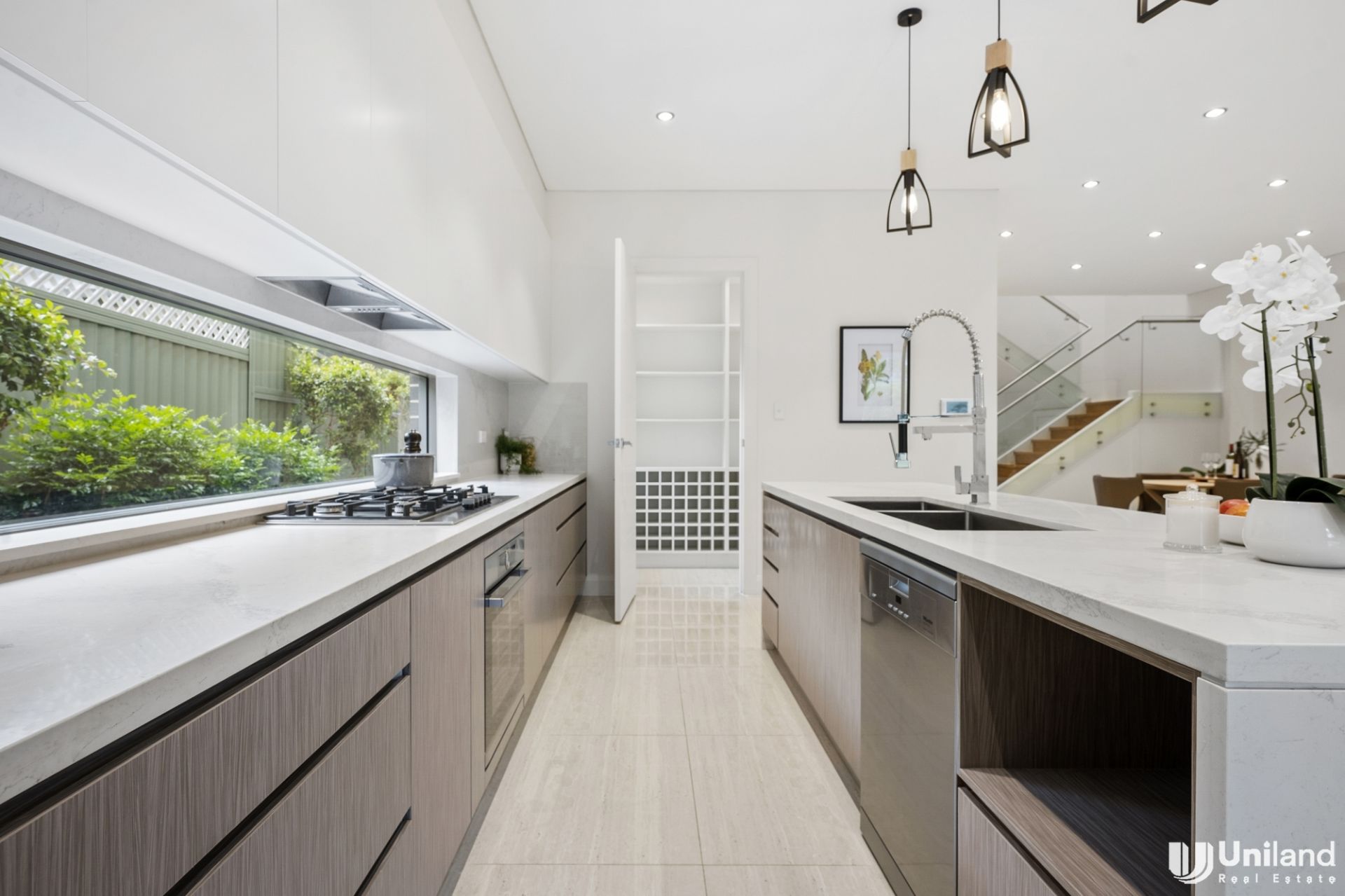 3 Barellan Avenue, Carlingford Uniland Real Estate