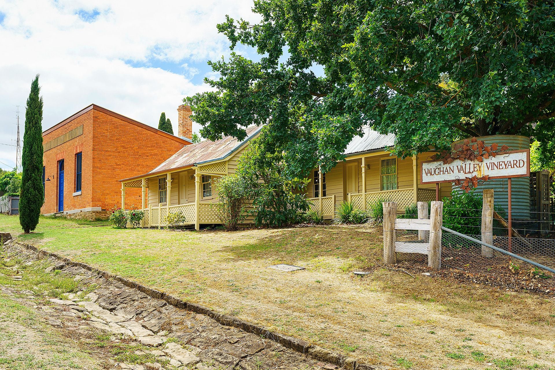 25 Burgoyne Street Vaughan, Vaughan - Thumbnail 2