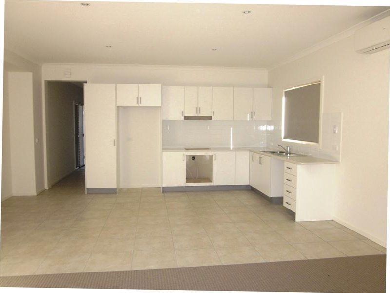 MODERN HOME UNIT IN QUIET LOCATION AND PERFECTLY PRICED