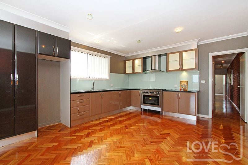 439 Plenty Road, Preston