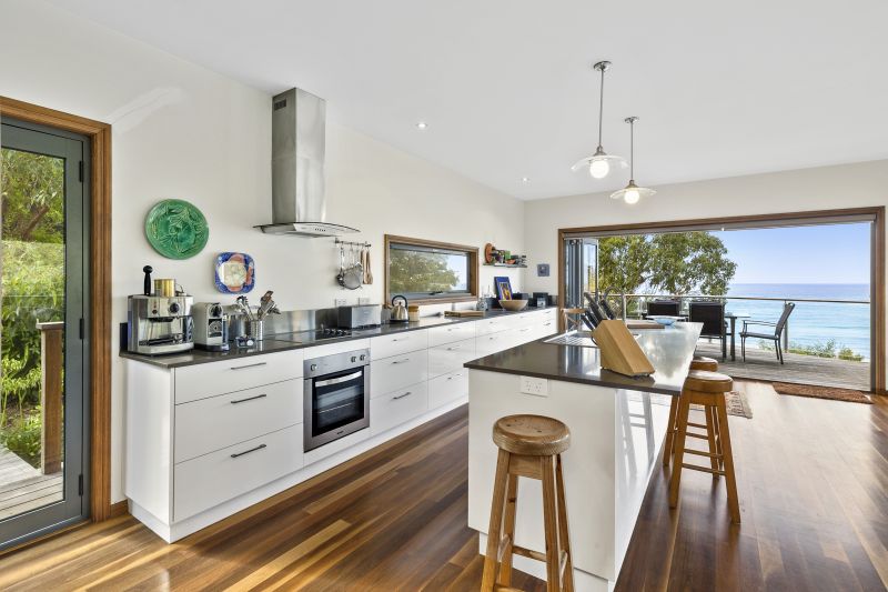 33 Wallace Street, Wye River, VIC, Wye River - Thumbnail 6