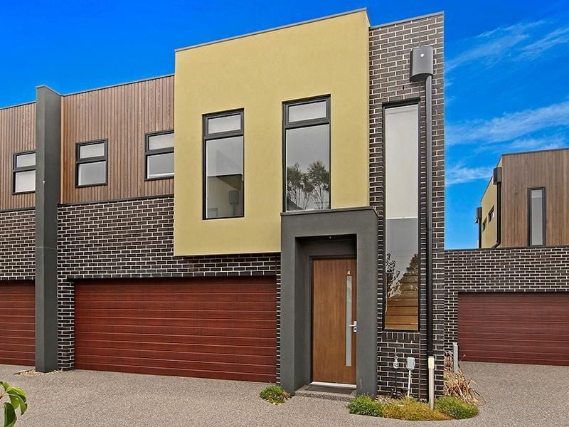 4/5 Chelsworth Place, Caroline Springs - Thumbnail 2