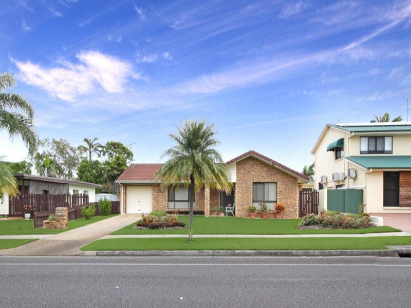88 Palm Drive MOOLOOLABA QLD, Mooloolaba - Thumbnail 2