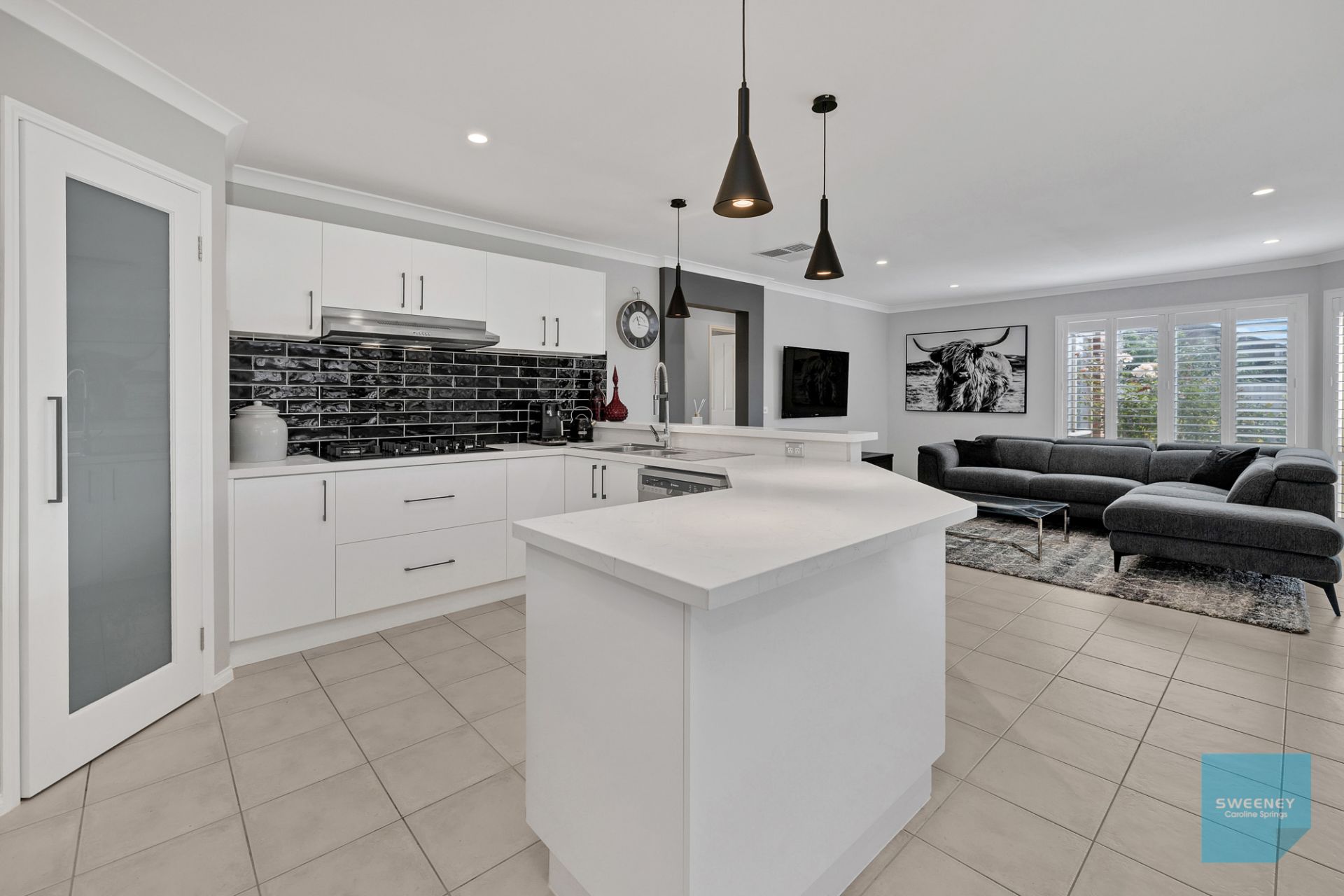 12 Wavertree Avenue, Caroline Springs - Thumbnail 5