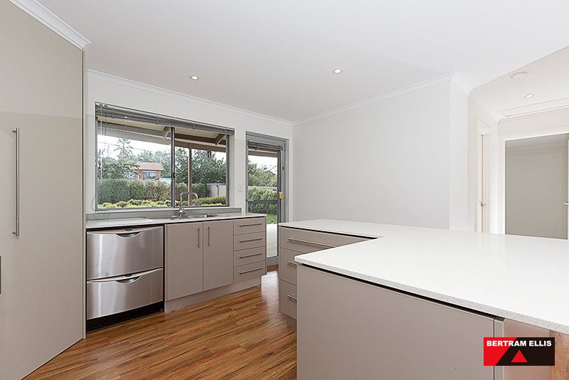 72 Namatjira Drive, Stirling - Thumbnail 7