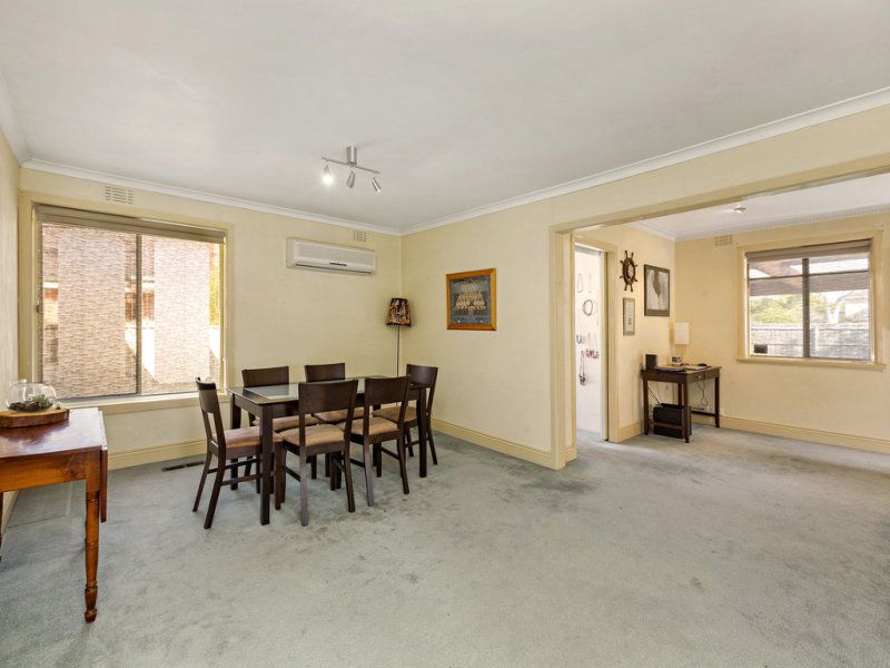 11 Cowra Street, Altona - Thumbnail 6