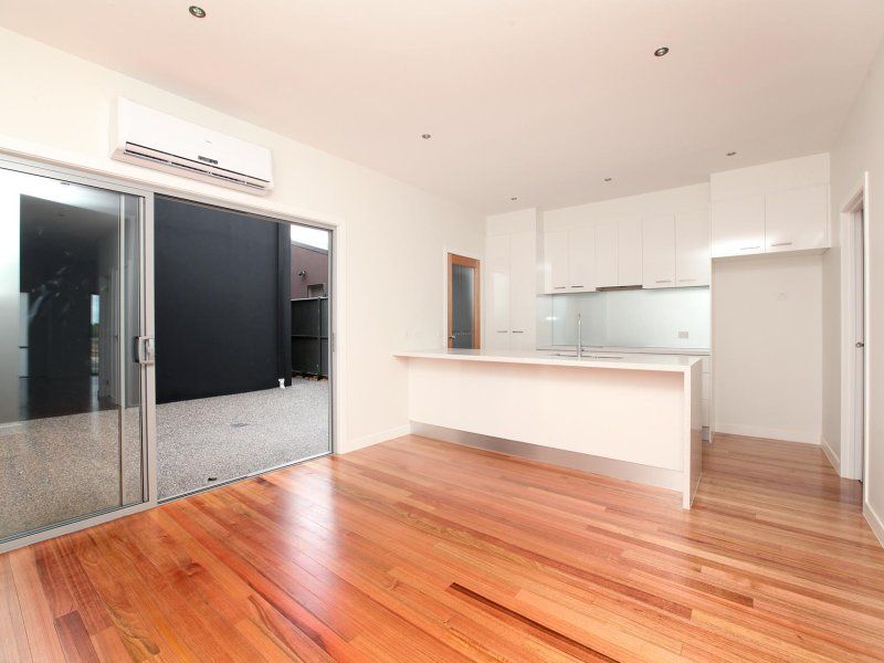 23 Garretty Road, Caroline Springs - Thumbnail 4