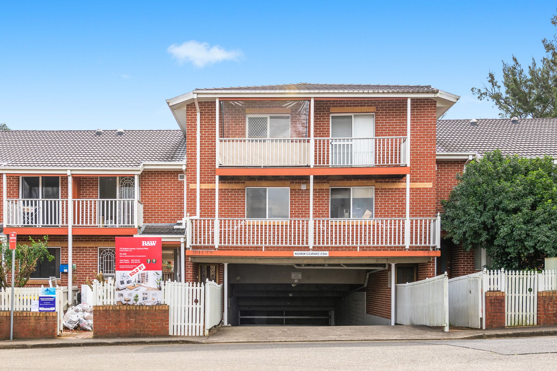 6/2 Station Avenue, Concord West, West - Image 1