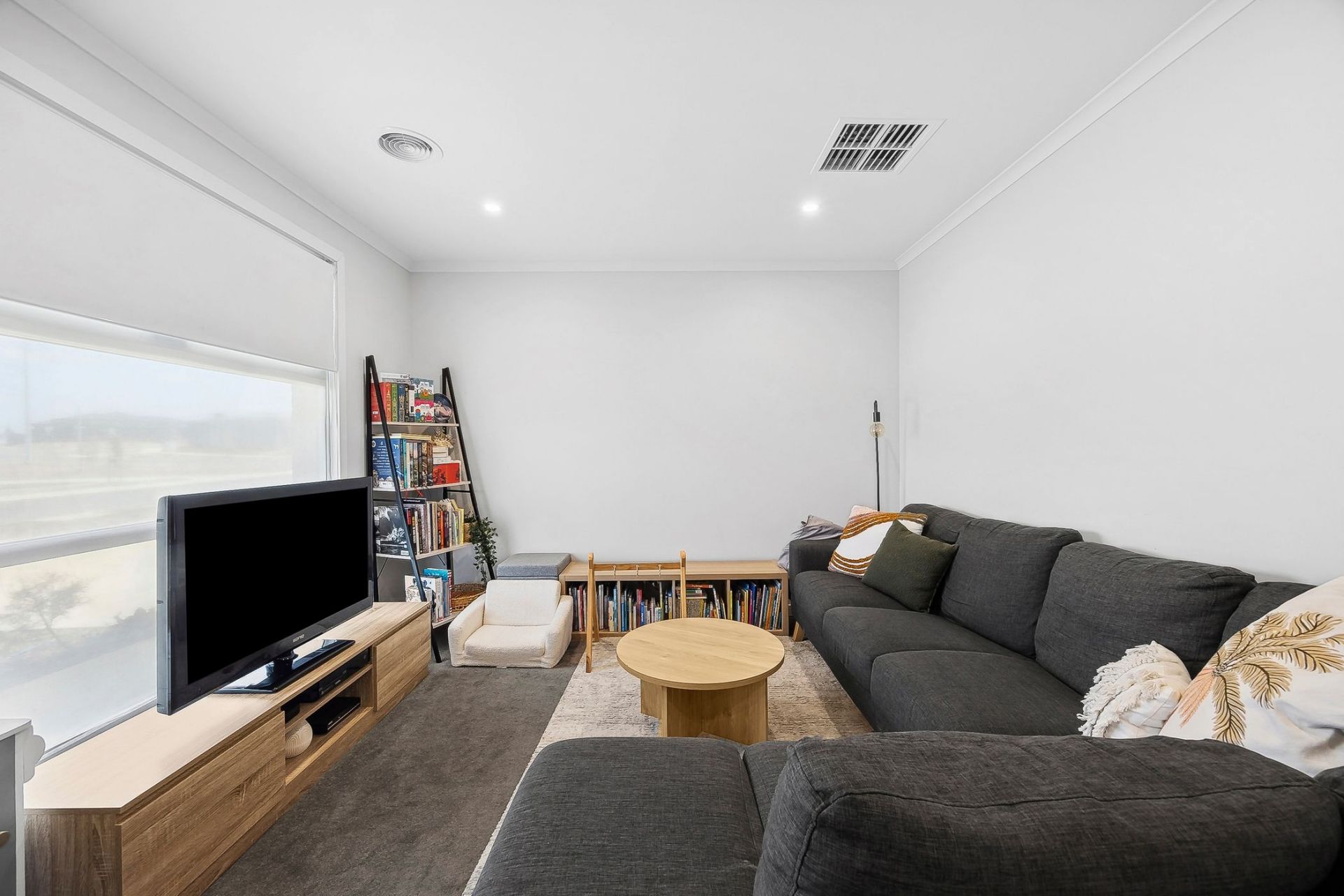 40 McLeod Crescent, Lucas, Lucas - Thumbnail 6