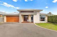 8 Victor Drive, Hastings VIC, Hastings - Image 1