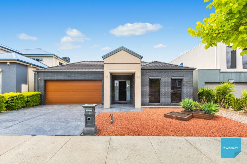 7 Broadway, Caroline Springs - Thumbnail 2