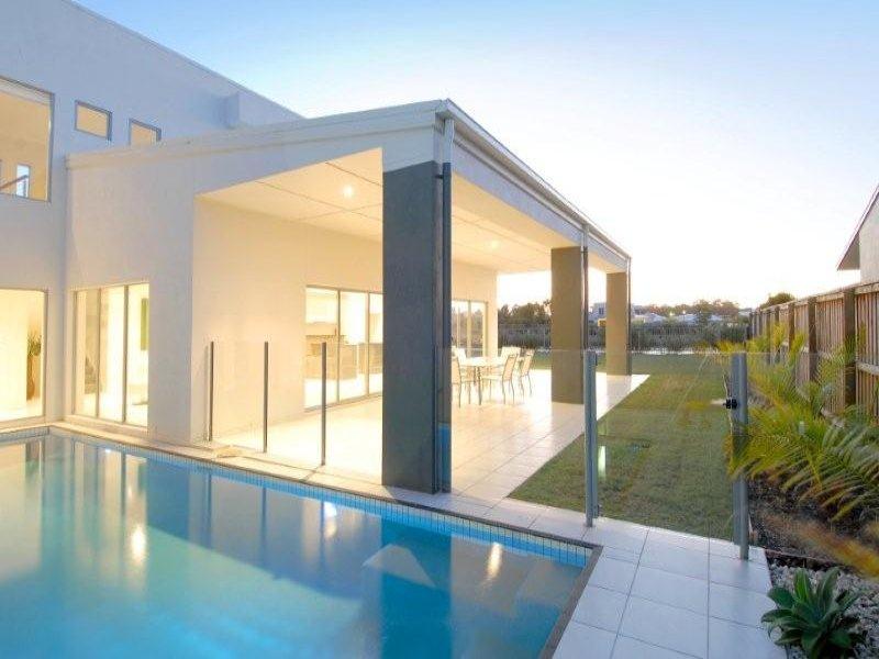 11 Columba Place PELICAN WATERS QLD, Pelican Waters - Thumbnail 2