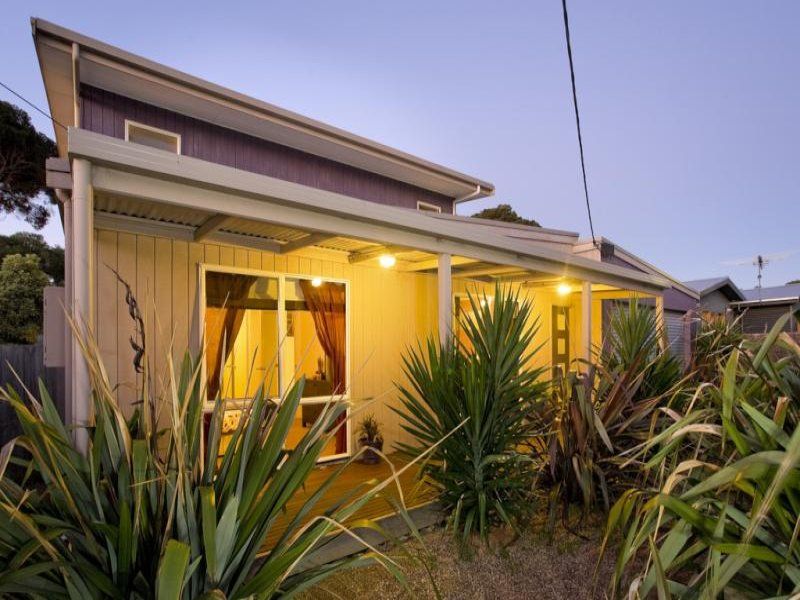 10 Cronulla Court BARWON HEADS VIC, Barwon Heads - Thumbnail 3