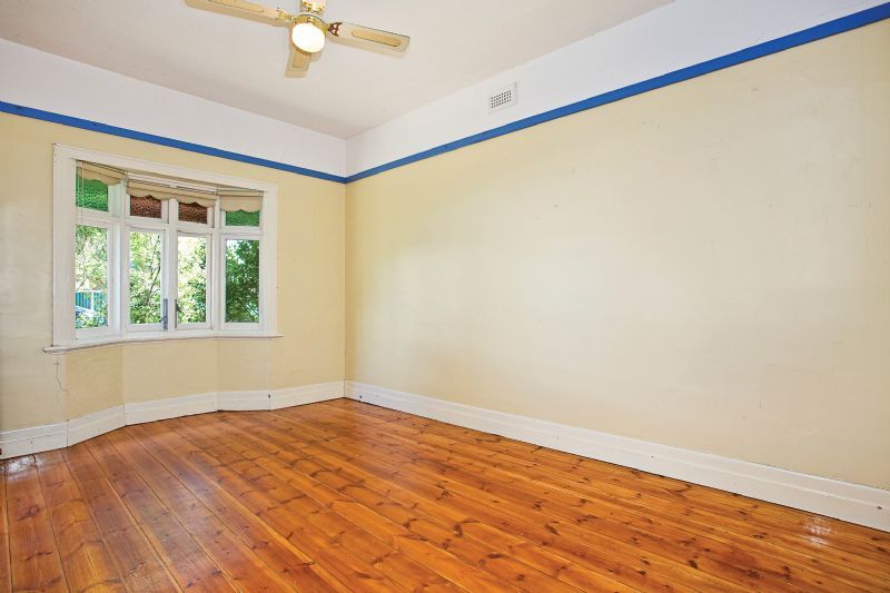 11 Loch Street, Yarraville - Thumbnail 4