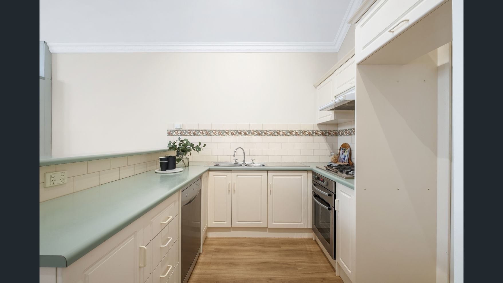 4 Bath Street Eastwood 5063