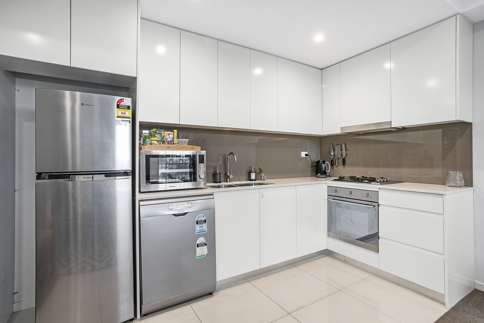 606/9-11 Arncliffe Street Wolli Creek NSW, Wolli Creek - Thumbnail 3