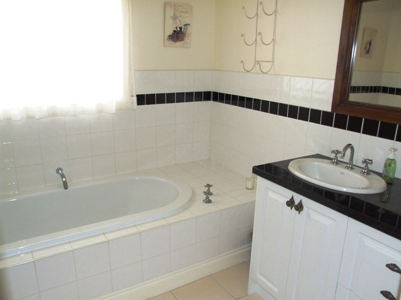 6 Shea Street, Bacchus Marsh - Thumbnail 7
