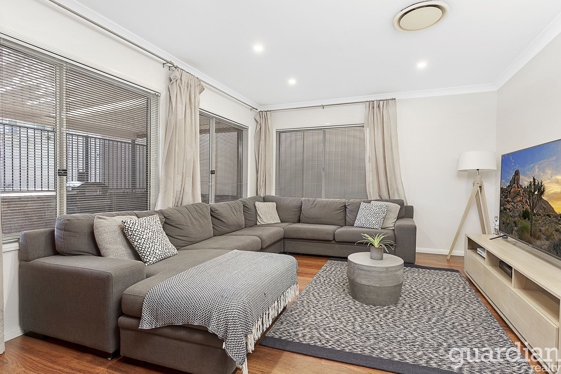 39 Orleans Way Castle Hill NSW, Castle Hill - Thumbnail 4
